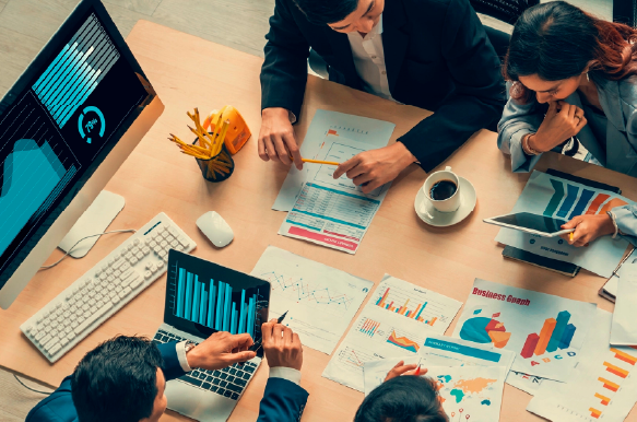 El desarrollo de software a medida permite la creación de soluciones específicas que se ajustan perfectamente a los requisitos y procesos de negocio de una organización. A diferencia del software comercial fuera de la estantería, las soluciones personalizadas están diseñadas teniendo en cuenta las particularidades únicas de cada empresa, lo que garantiza una mayor eficiencia y efectividad en el cumplimiento de objetivos. El desarrollo de software a medida permite la creación de soluciones específicas que se ajustan perfectamente a los requisitos y procesos de negocio de una organización. A diferencia del software comercial fuera de la estantería, las soluciones personalizadas están diseñadas teniendo en cuenta las particularidades únicas de cada empresa, lo que garantiza una mayor eficiencia y efectividad en el cumplimiento de objetivos.